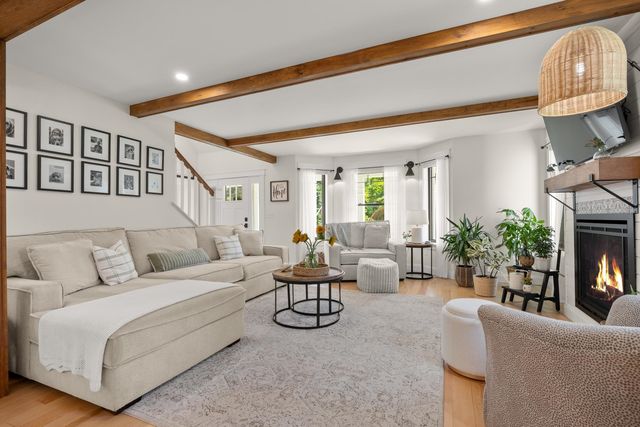 9 FRENCH CROSS Road, Dover, NH 03820