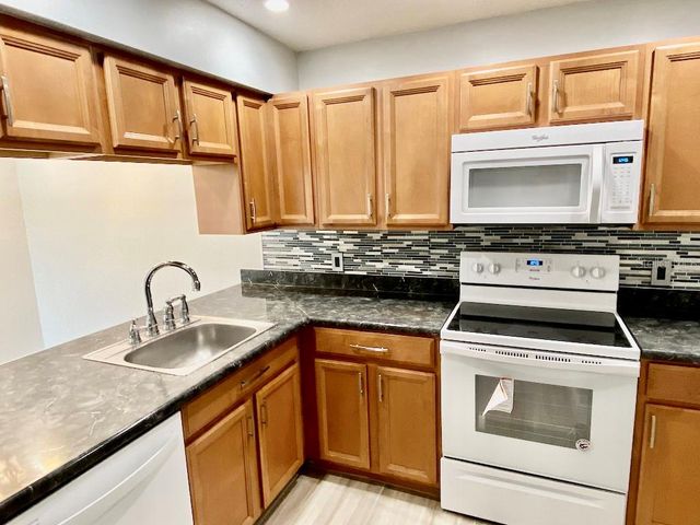 6126 CURRY FORD ROAD 147, Orlando, FL 32822