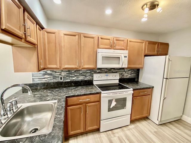 6126 CURRY FORD ROAD 147, Orlando, FL 32822