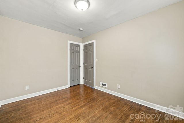 3307 Bonaire Drive, Charlotte, NC 28208