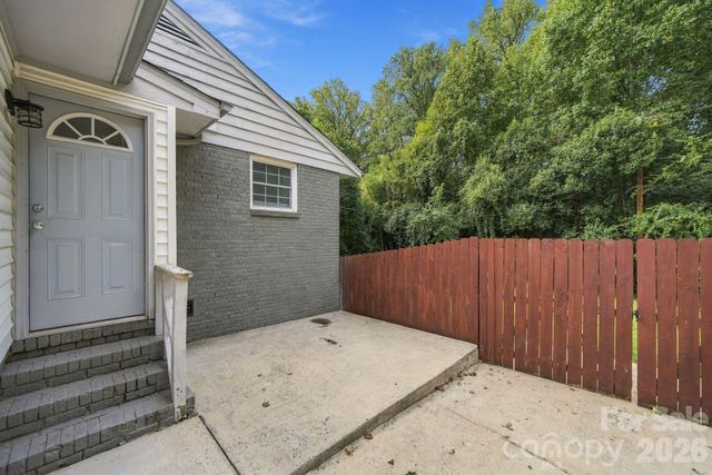3307 Bonaire Drive, Charlotte, NC 28208