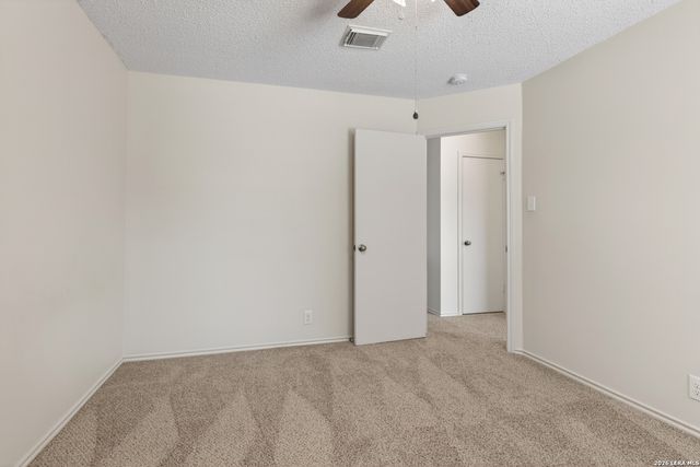 7050 MARY TODD DR, San Antonio, TX 78240