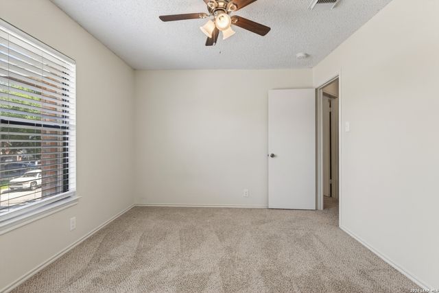 7050 MARY TODD DR, San Antonio, TX 78240
