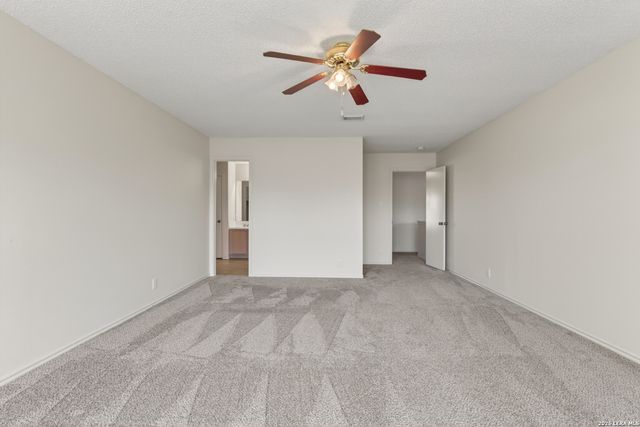 7050 MARY TODD DR, San Antonio, TX 78240