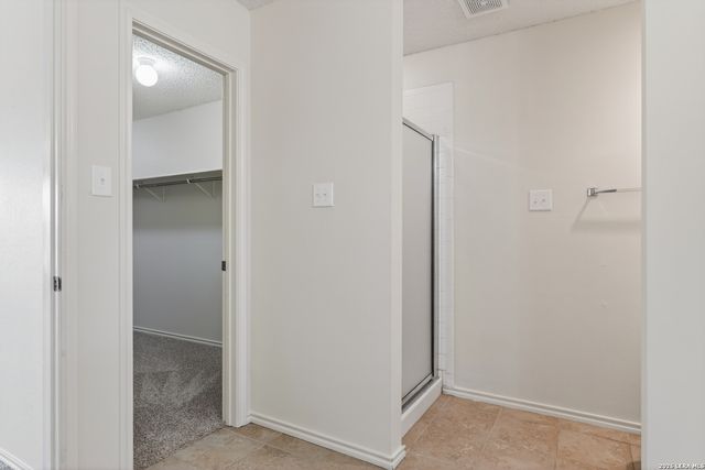 7050 MARY TODD DR, San Antonio, TX 78240