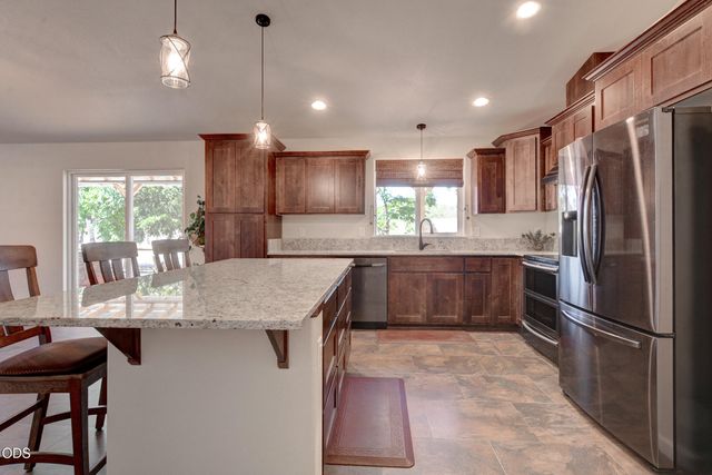 1765 Brownsboro-Meridian Road, Eagle Point, OR 97524