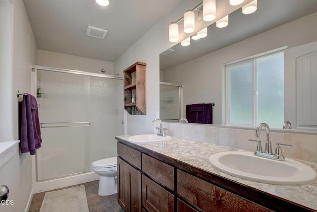 1765 Brownsboro-Meridian Road, Eagle Point, OR 97524