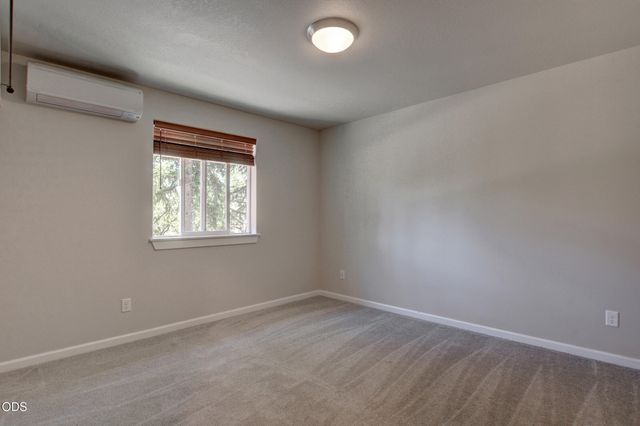 1765 Brownsboro-Meridian Road, Eagle Point, OR 97524