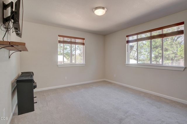 1765 Brownsboro-Meridian Road, Eagle Point, OR 97524
