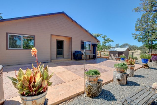 1765 Brownsboro-Meridian Road, Eagle Point, OR 97524
