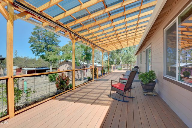 1765 Brownsboro-Meridian Road, Eagle Point, OR 97524