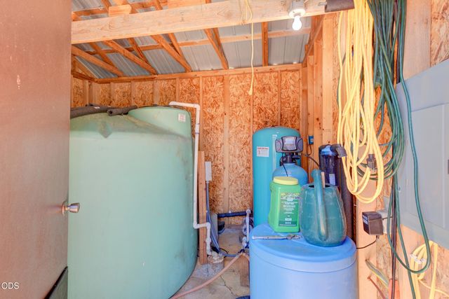 1765 Brownsboro-Meridian Road, Eagle Point, OR 97524