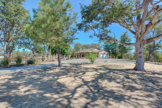 1765 Brownsboro-Meridian Road, Eagle Point, OR 97524