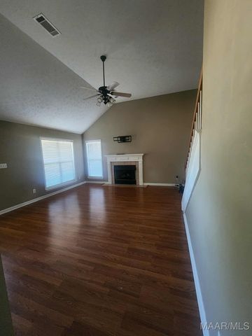 1715 FORMOSA Court, Deatsville, AL 36022