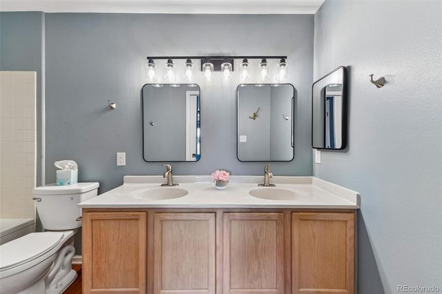 8485 Pebble Creek Way 203, Highlands Ranch, CO 80126