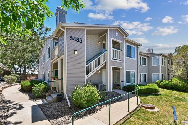8485 Pebble Creek Way 203, Highlands Ranch, CO 80126