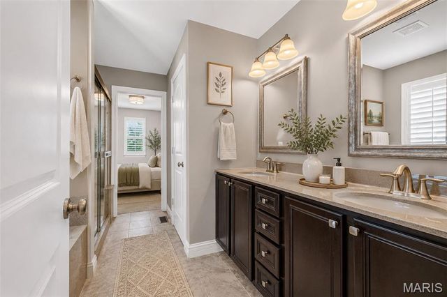 1595 Heritage Valley Drive, High Ridge, MO 63049