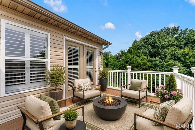 1595 Heritage Valley Drive, High Ridge, MO 63049