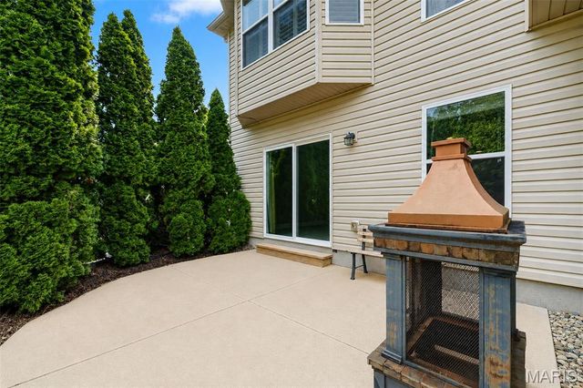 1595 Heritage Valley Drive, High Ridge, MO 63049