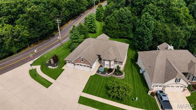 1595 Heritage Valley Drive, High Ridge, MO 63049