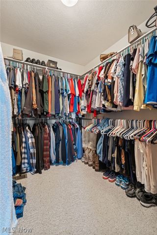 2186 Woodline Avenue SW, North Lawrence, OH 44666