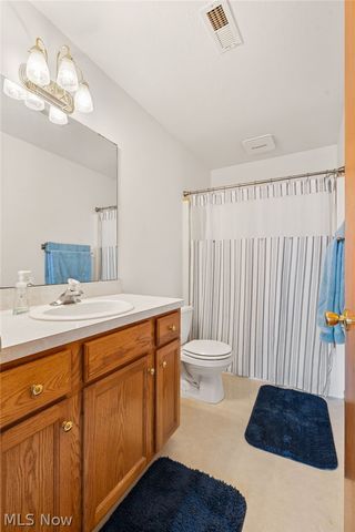 2186 Woodline Avenue SW, North Lawrence, OH 44666