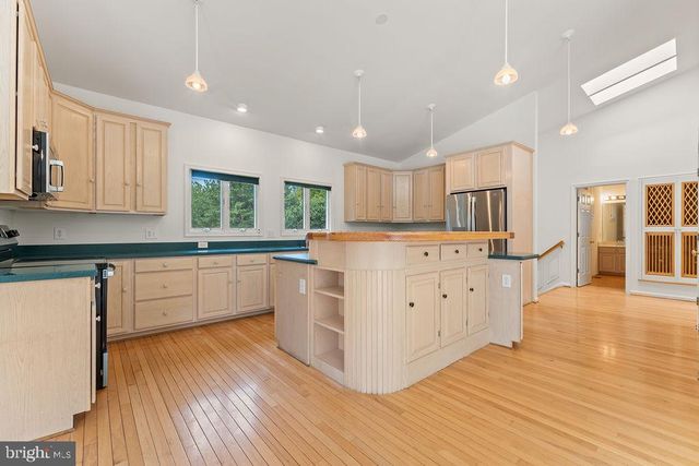 9 MERIDAN LN, Stafford, VA 22556