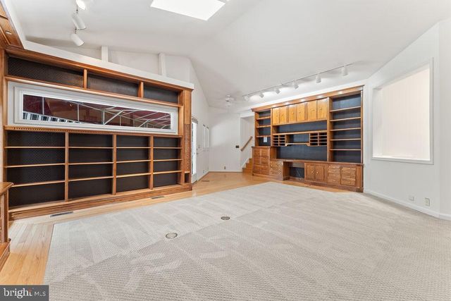9 MERIDAN LN, Stafford, VA 22556