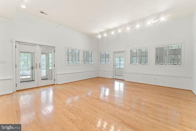 9 MERIDAN LN, Stafford, VA 22556