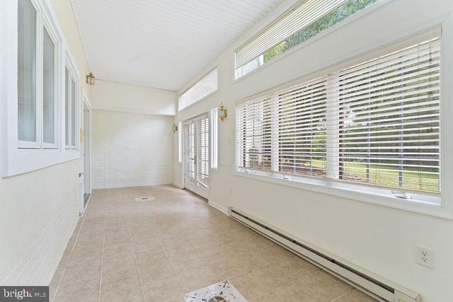 9 MERIDAN LN, Stafford, VA 22556