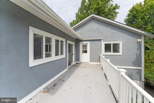 9 MERIDAN LN, Stafford, VA 22556