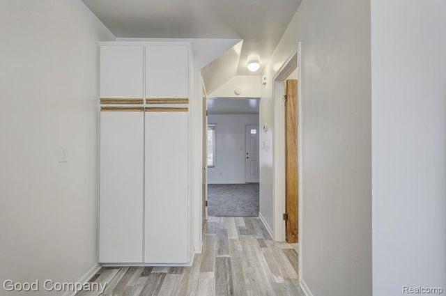 6958 Town Lane, Dearborn Heights, MI 48127