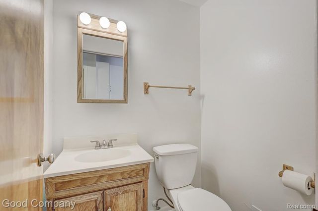 6958 Town Lane, Dearborn Heights, MI 48127