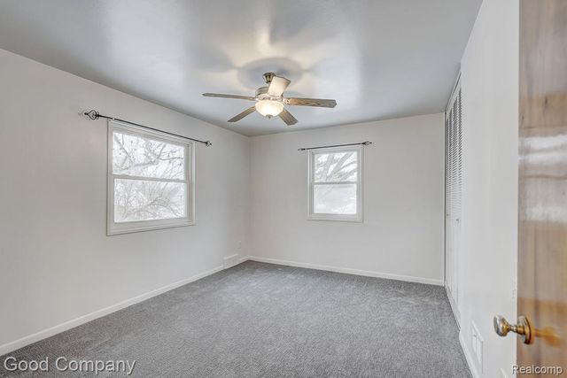 6958 Town Lane, Dearborn Heights, MI 48127