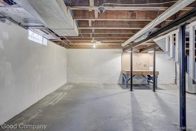 6958 Town Lane, Dearborn Heights, MI 48127