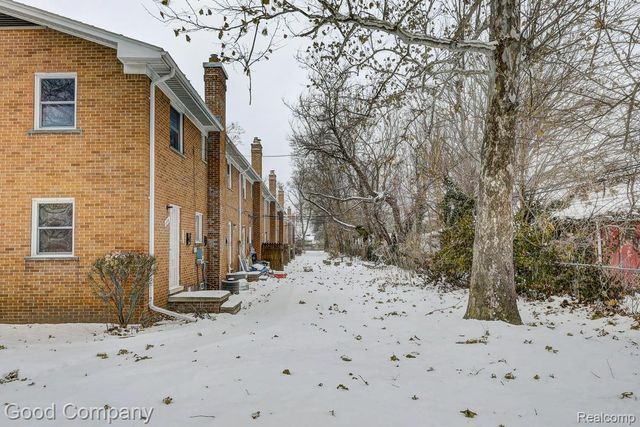 6958 Town Lane, Dearborn Heights, MI 48127