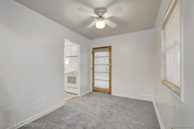 6958 Town Lane, Dearborn Heights, MI 48127