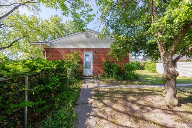 939 S Wildwood Street, Westland, MI 48186