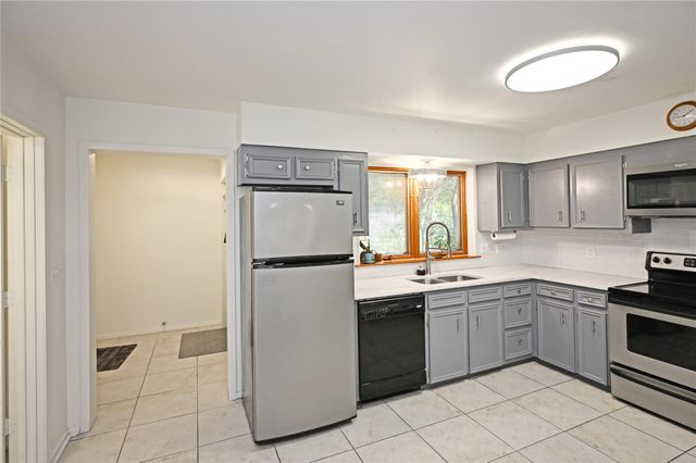 1133 Fox Run CIR, New Braunfels, TX 78130