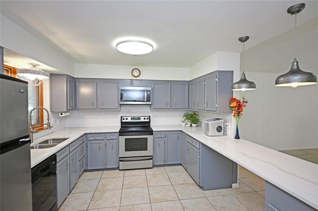 1133 Fox Run CIR, New Braunfels, TX 78130