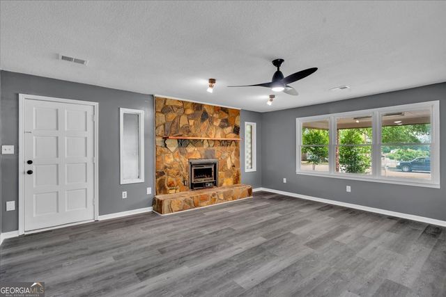 111 Weaver Road, Warner Robins, GA 31093