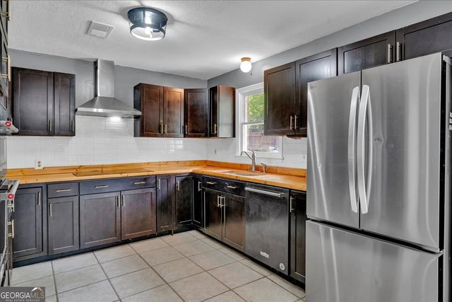 111 Weaver Road, Warner Robins, GA 31093