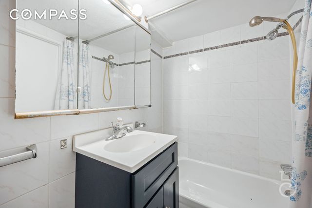 50-66 46th Street, New York City, NY 11377