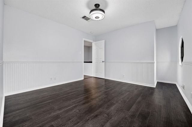8409 Nairn DR, Austin, TX 78749