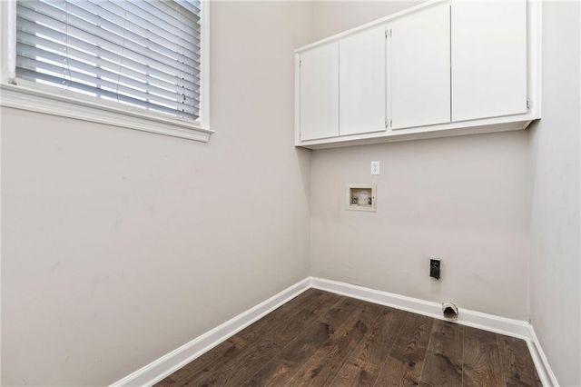 1850 Windsor Wood Drive, Roswell, GA 30075