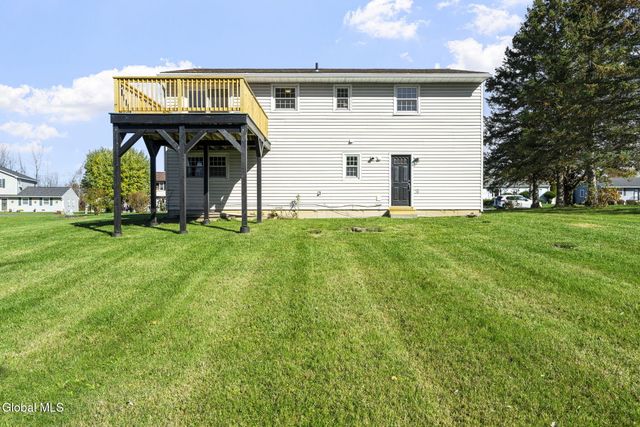 19 Timber Drive, Waterford, NY 12188