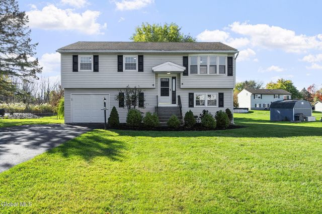 19 Timber Drive, Waterford, NY 12188