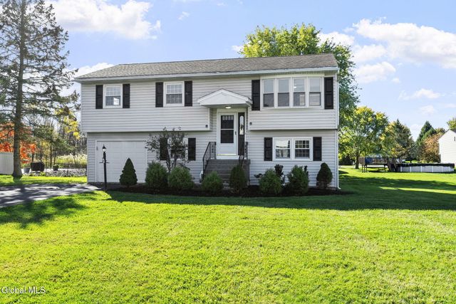 19 Timber Drive, Waterford, NY 12188