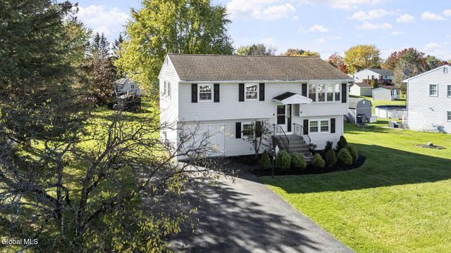 19 Timber Drive, Waterford, NY 12188