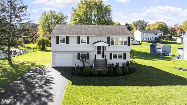 19 Timber Drive, Waterford, NY 12188
